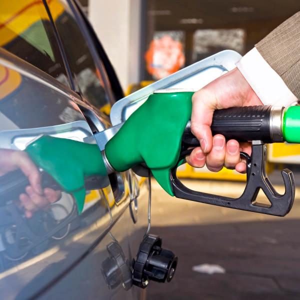 Как могут измениться цены на бензин летом